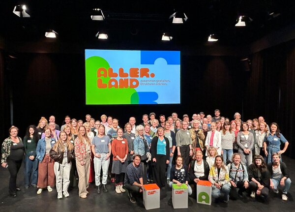 Bild vergr&ouml;&szlig;ern: Gruppenbild_AllerLand_Akademie2_2026_fin2